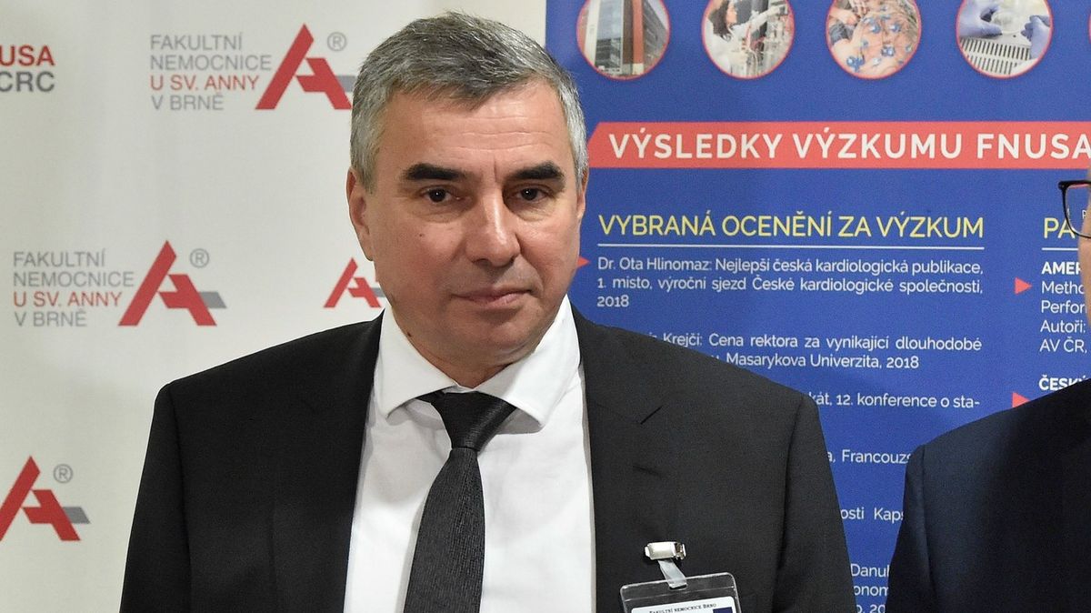 Za hnutí ANO se o křeslo v Senátu v obvodu Brno-město bude ucházet lékař Štěrba